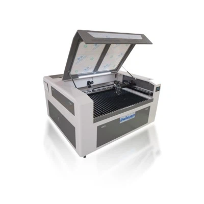 المعادن وأشباه الموصلات اللافلزية والليزر CO2 النقش الإله